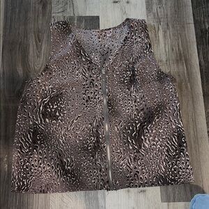 Leopard Print Sleeveless Blouse